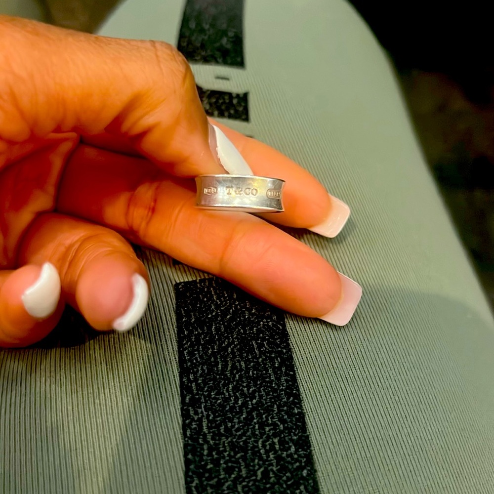 Tiffany and Co band size 6